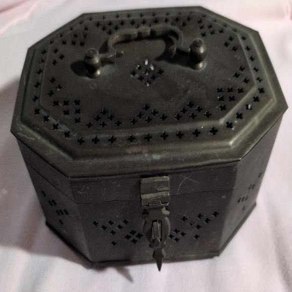 Unbranded Other - Bronze Octagonal Jewelry Organizer One Size